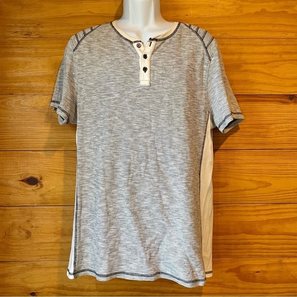 Rock & Republic Men’s Grey White Quarter Button Short Sleeve Henley Tee Large - Picture 1 of 7